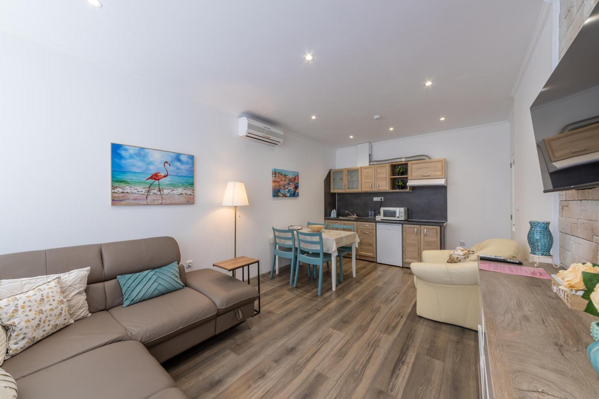 E-Home Apartments 瓦爾納 外观 照片